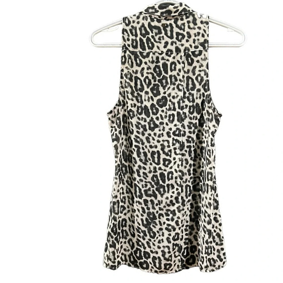 Leopard print Guess blouse size small,open back - Picture 2 of 6